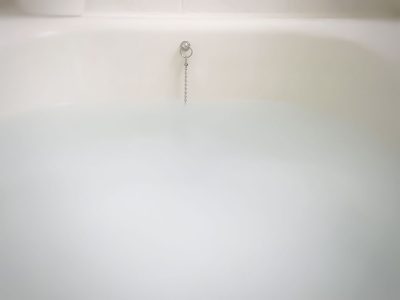 マイクロバブル給湯器：微小な泡で快適お風呂